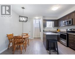 50 - 3200 SINGLETON AVENUE - 9