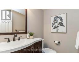 217 - 725 DEVERON CRESCENT S - 19