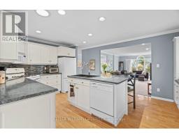 3241 DEVONSHIRE ROAD - 11