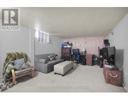 88 METCALFE CRESCENT - 20