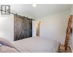 172 ROSS AVENUE - 14