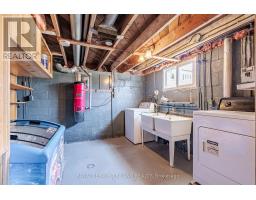 172 ROSS AVENUE - 20