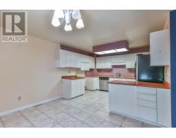 7 - 23 WREN COURT - 12