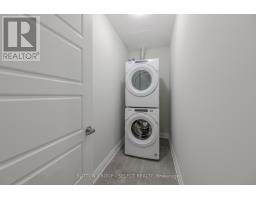 207 - 1975 FOUNTAIN GRASS DRIVE - 23