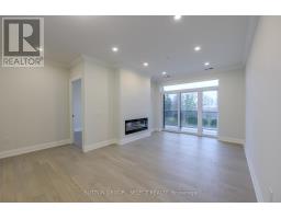 207 - 1975 FOUNTAIN GRASS DRIVE - 7