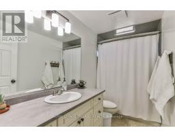 5 ALDBOROUGH AVENUE - 22