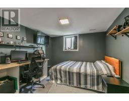 5 ALDBOROUGH AVENUE - 28