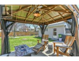 5 ALDBOROUGH AVENUE - 32