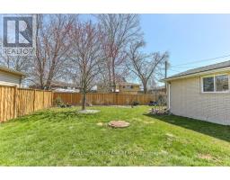 5 ALDBOROUGH AVENUE - 33