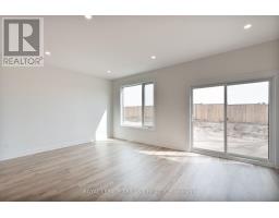 4 - 101 SWALES AVENUE - 12