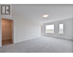 4 - 101 SWALES AVENUE - 18