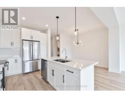4 - 101 SWALES AVENUE - 9