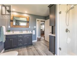 1645 GLADSTONE DRIVE - 15