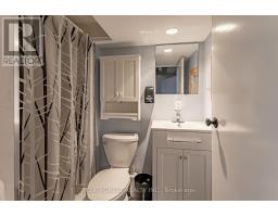 1645 GLADSTONE DRIVE - 26
