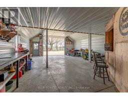 1645 GLADSTONE DRIVE - 27