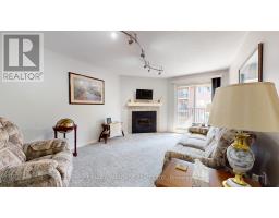 18 - 140 CONWAY DRIVE - 14
