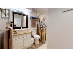 18 - 140 CONWAY DRIVE - 28