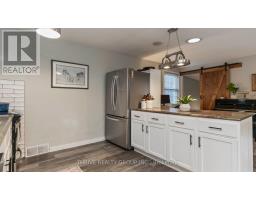 48 MACKAY AVENUE - 11
