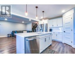 146 GILMOUR DRIVE - 11