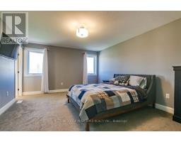 146 GILMOUR DRIVE - 22
