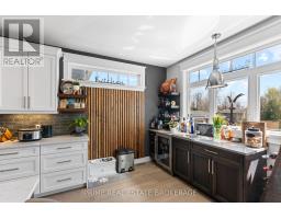 36 GREEN ACRES CRESCENT - 11