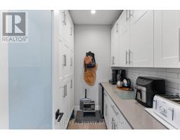 36 GREEN ACRES CRESCENT - 13