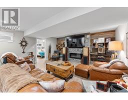 36 GREEN ACRES CRESCENT - 21