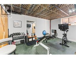 36 GREEN ACRES CRESCENT - 31