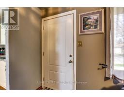88 STROUD CRESCENT - 2