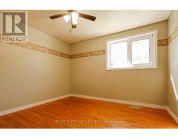 57 AMY CRESCENT - 8