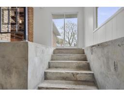 124 BRITANNIA AVENUE - 35
