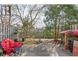 32 - 690 LITTLE GREY STREET - 33
