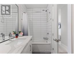 82 WAYSIDE LANE - 24