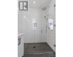 82 WAYSIDE LANE - 29
