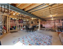 82 WAYSIDE LANE - 32