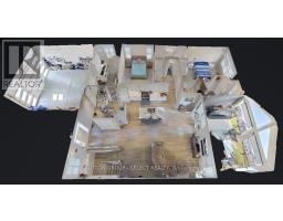 82 WAYSIDE LANE - 42