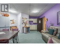 604 - 600 TALBOT STREET - 33