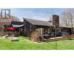 7644 RIVERSIDE DRIVE - 35