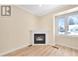 372 FLANDERS ROW E - 13