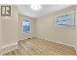 372 FLANDERS ROW E - 18