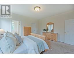 865 BARCLAY ROAD - 24