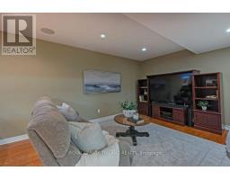 865 BARCLAY ROAD - 35