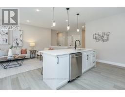 34 - 500 SUNNYSTONE ROAD - 17