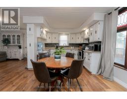 16 MAPLE STREET - 11