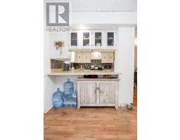 16 MAPLE STREET - 18