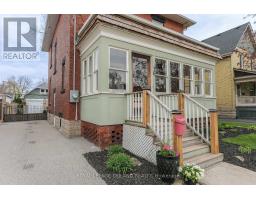 16 MAPLE STREET - 4