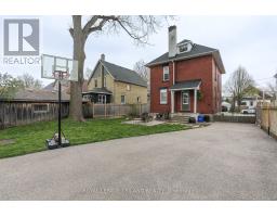 16 MAPLE STREET - 44