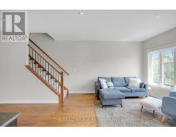 37 - 1030 OAKCROSSING GATE - 13