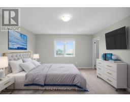 37 - 1030 OAKCROSSING GATE - 17