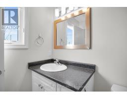 37 - 1030 OAKCROSSING GATE - 23
